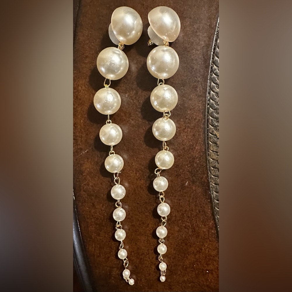 Fashion earrings